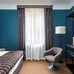 4f Boutique Hotel 3*